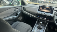 Nissan Qashqai 1.3 DiG-T MH Acenta Premium 5dr Petrol Hatchback